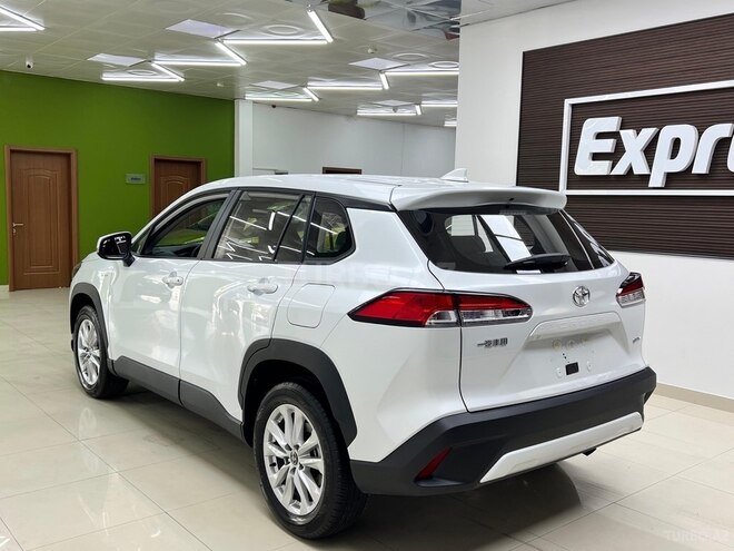 Toyota Corolla Cross 2025, 0 km - 2.0 л - Bakı