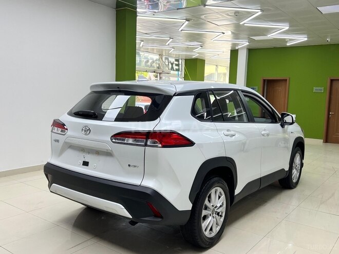 Toyota Corolla Cross 2025, 0 km - 2.0 л - Bakı