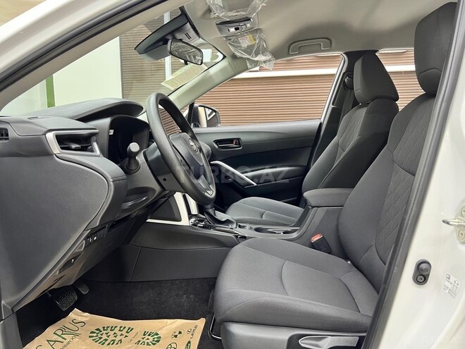 Toyota Corolla Cross 2025, 0 km - 2.0 л - Bakı