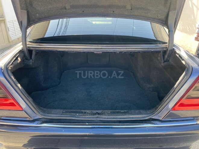 Mercedes C 230 1997, 330,000 km - 2.3 л - Bakı