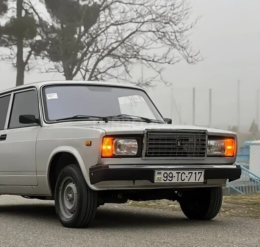 LADA (VAZ) 2107 2007, 95,000 km - 1.6 l - Şabran