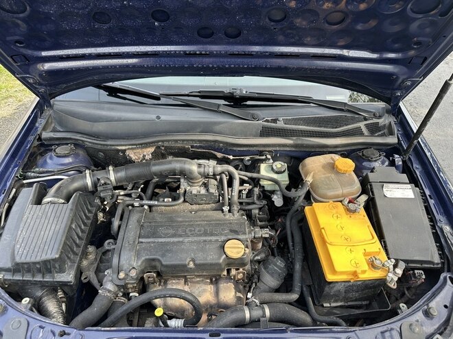 Opel Astra 2006, 278,000 km - 1.4 л - Şəki