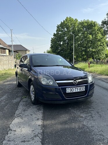 Opel Astra 2006, 278,000 km - 1.4 л - Şəki