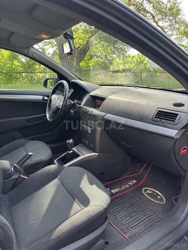 Opel Astra 2006, 278,000 km - 1.4 л - Şəki