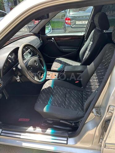 Mercedes C 220 1998, 349,000 km - 2.2 l - Bakı