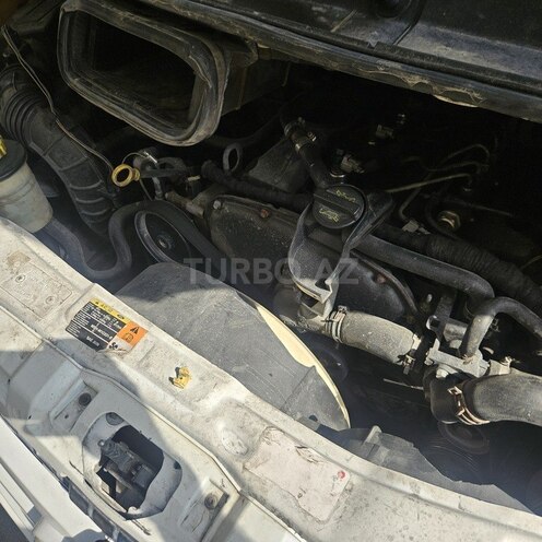 Ford Transit-7