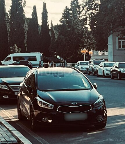 Kia Ceed 2013, 325,000 km - 1.6 l - Gəncə