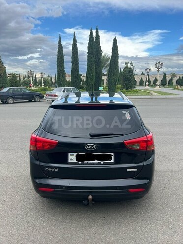 Kia Ceed 2013, 325,000 km - 1.6 l - Gəncə