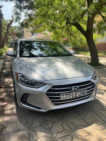 Hyundai Elantra 2018, 108,880 km - 2.0 л - Bakı