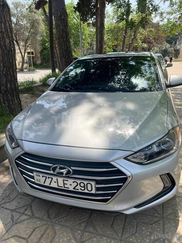 Hyundai Elantra 2018, 108,880 km - 2.0 л - Bakı