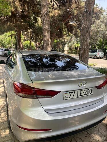 Hyundai Elantra 2018, 108,880 km - 2.0 л - Bakı