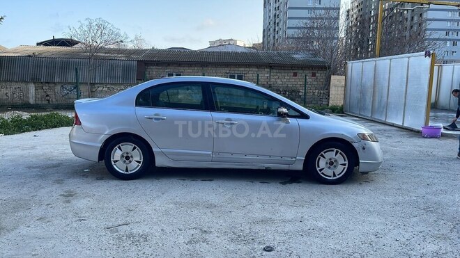 Honda Civic 2006, 333,000 km - 1.3 l - Bakı