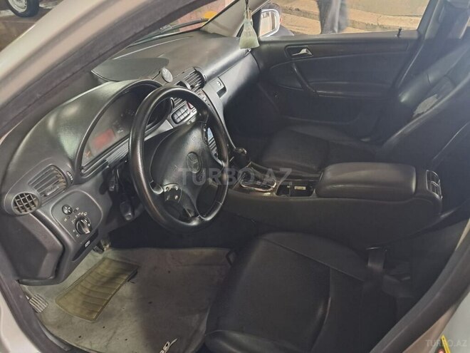 Mercedes C 240 2002, 153,500 km - 2.4 l - Qazax