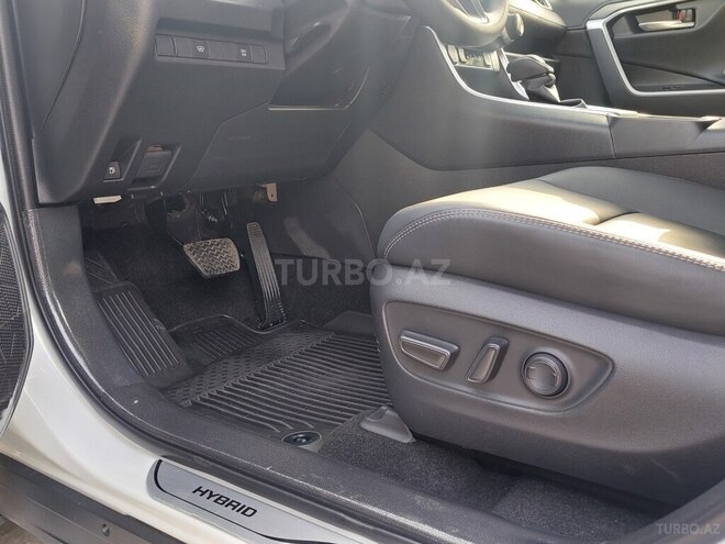Toyota RAV4 2024, 2,000 km - 2.5 л - Bakı