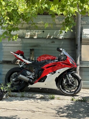 Yamaha YZF-R6-11