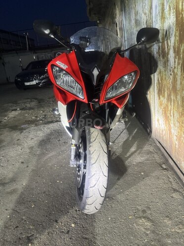 Yamaha YZF-R6-7