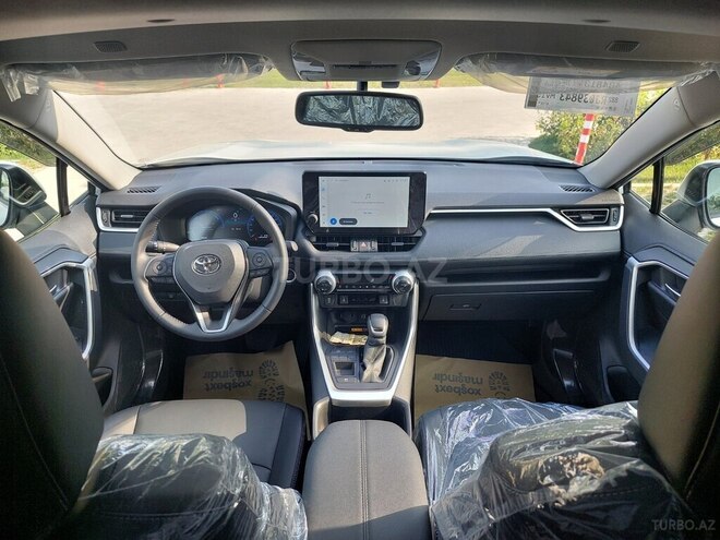 Toyota RAV4 2024, 2,000 km - 2.5 л - Bakı