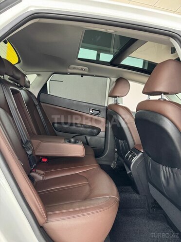 Kia K5-14