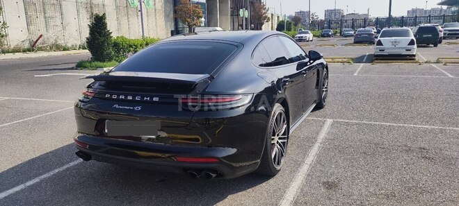 Porsche Panamera 4S 2018, 57,600 km - 3.0 l - Bakı