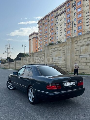 Mercedes E 230 1995, 493,000 km - 2.3 l - Bakı