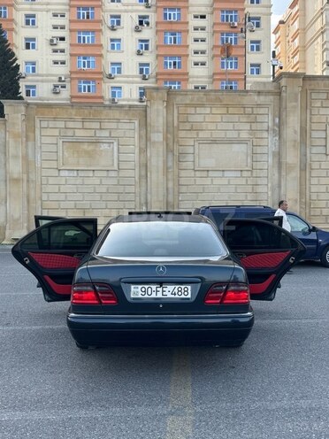 Mercedes E 230 1995, 493,000 km - 2.3 l - Bakı