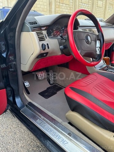 Mercedes E 230 1995, 493,000 km - 2.3 l - Bakı