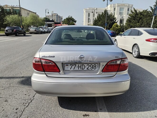 Nissan Maxima-7