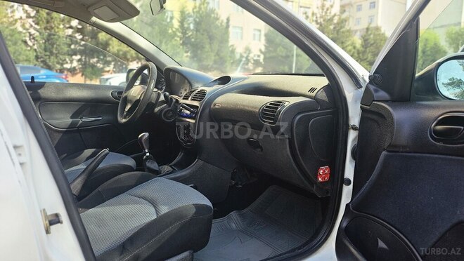 Peugeot 206 2005, 264,546 km - 1.4 l - Bakı