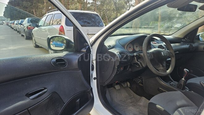 Peugeot 206 2005, 264,546 km - 1.4 l - Bakı