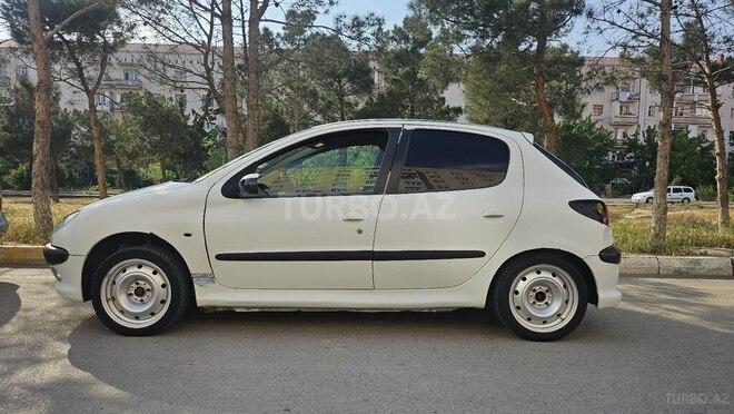 Peugeot 206 2005, 264,546 km - 1.4 l - Bakı