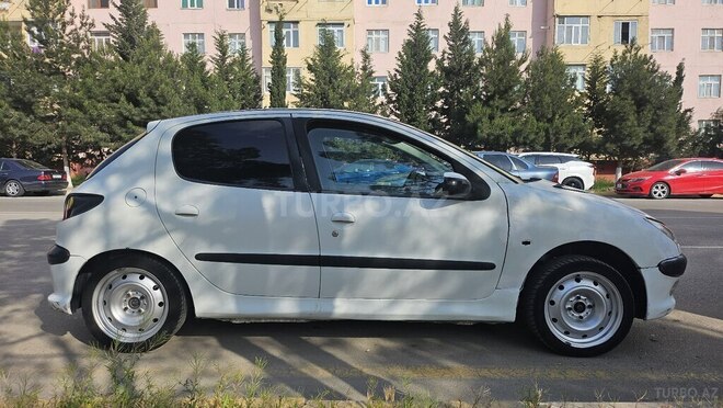 Peugeot 206 2005, 264,546 km - 1.4 l - Bakı