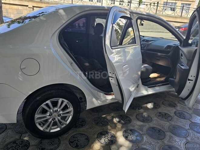 Chevrolet Cobalt-9
