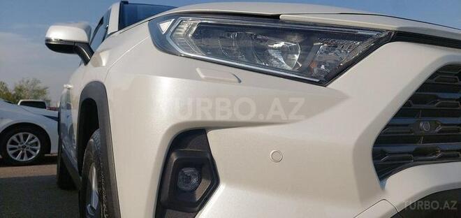 Toyota RAV4 2024, 2,000 km - 2.5 л - Bakı