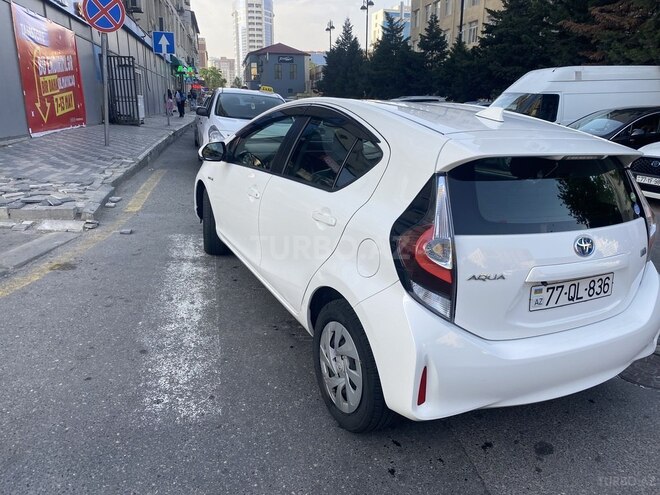 Toyota Aqua 2019, 14,400 km - 1.5 л - Bakı