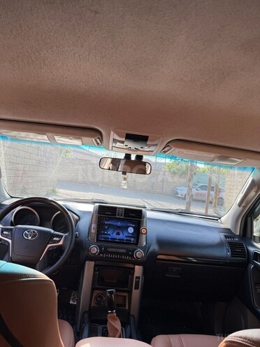 Toyota Land Cruiser Prado 2012, 220,000 km - 2.7 л - Bakı