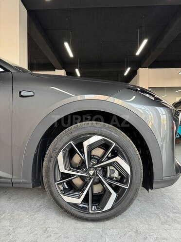 Changan Deepal S7-6