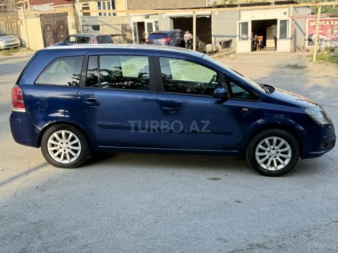 Opel Zafira 2007, 254,000 km - 2.2 l - Bakı