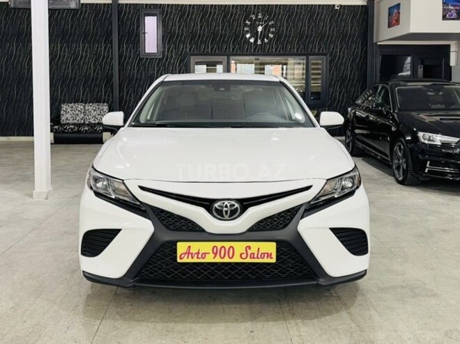Toyota Camry-1