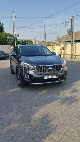 Kia Sorento-1
