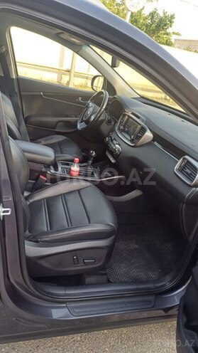 Kia Sorento-7