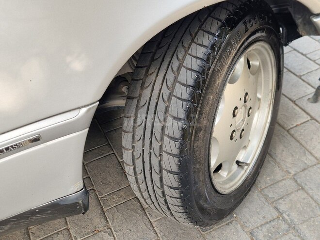Mercedes C 180 1996, 235,782 km - 1.8 л - Sumqayıt