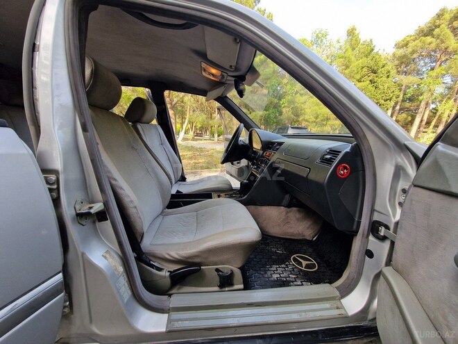 Mercedes C 180 1996, 235,782 km - 1.8 л - Sumqayıt