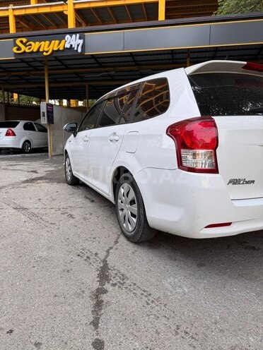 Toyota Corolla Fielder 2014, 201,000 km - 1.5 л - Bakı