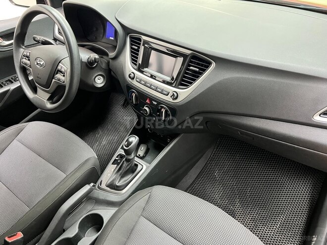 Hyundai Accent 2020, 88,600 km - 1.6 l - Bakı