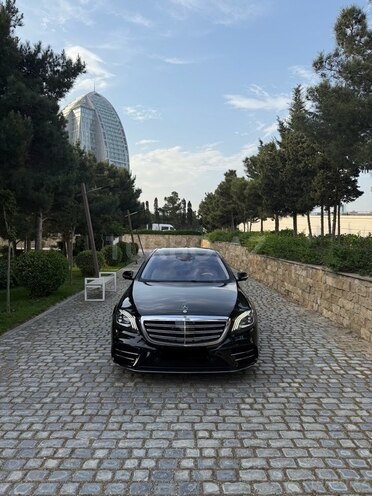 Mercedes S 560 4MATIC 2018, 140,000 km - 4.0 l - Bakı