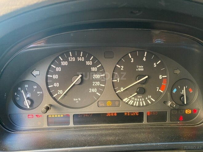 BMW 525 2000, 380,000 km - 2.5 l - Bakı