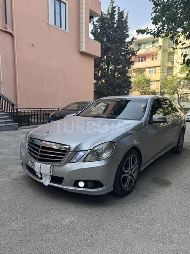 Mercedes E 220 2009, 389,000 km - 2.1 л - Bakı