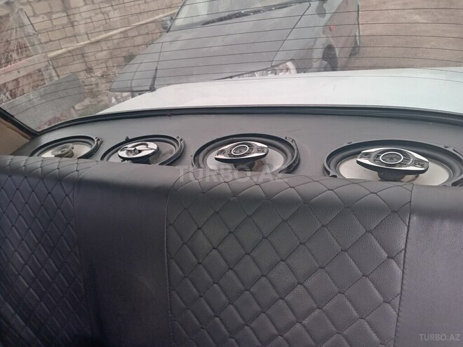 LADA (VAZ) 2107 2004, 63,408 km - 1.5 l - Salyan