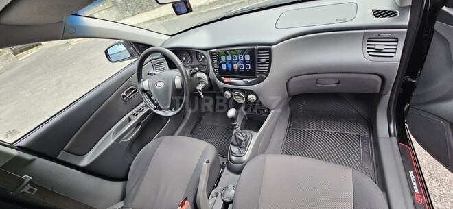 Kia Rio 2007, 202,000 km - 1.4 l - Şəki