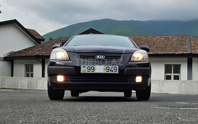 Kia Rio 2007, 202,000 km - 1.4 l - Şəki